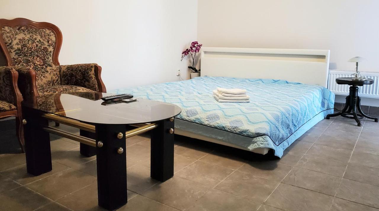 Apartman Stary Liskovec Apartment Brno Bagian luar foto